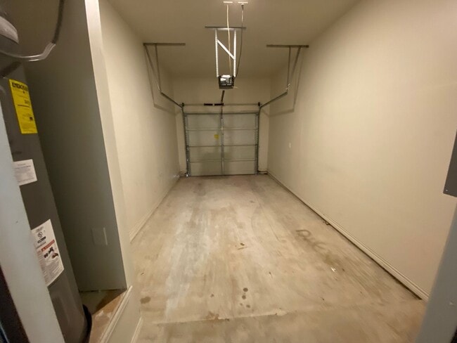 Building Photo - 1203 Wales Dr