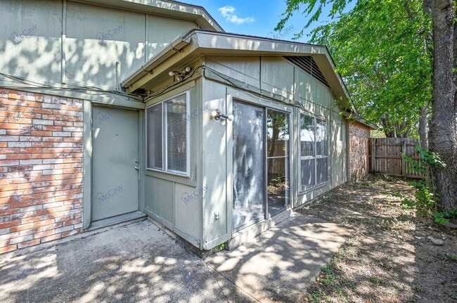 Building Photo - 1429 Brook Meadow Cir