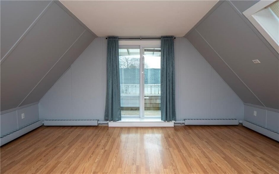 Building Photo - 438 Wolcott Ave