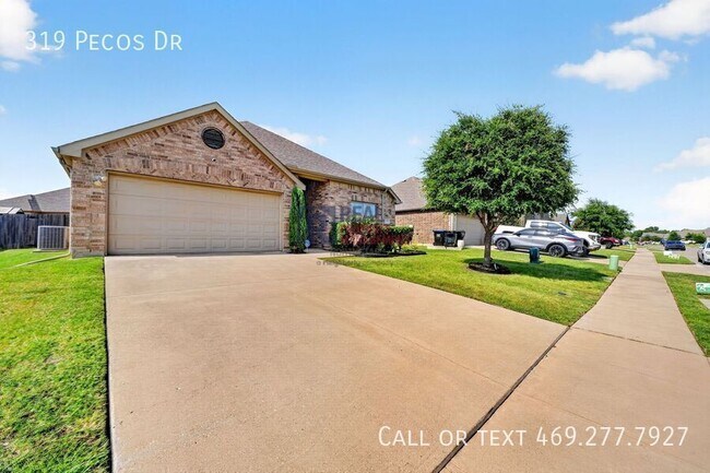 Building Photo - 319 Pecos Dr