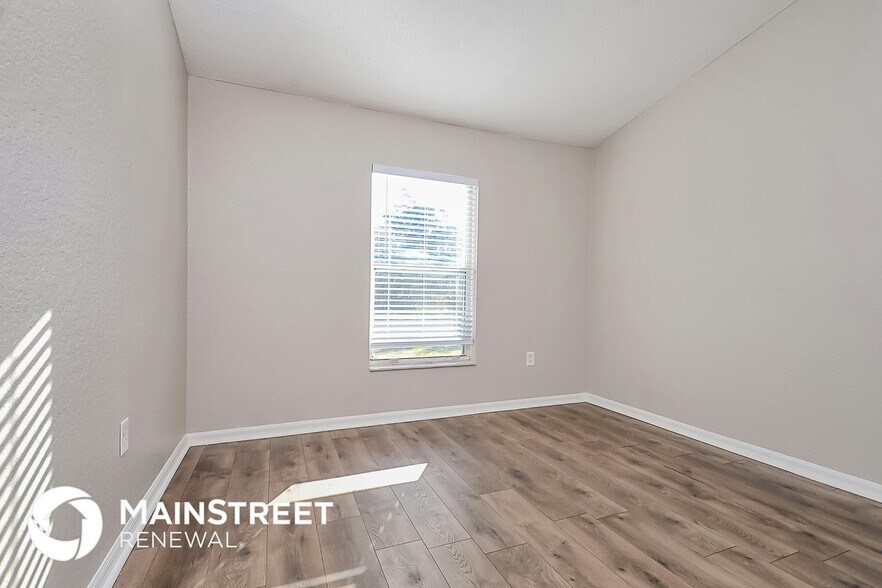Building Photo - 3702 Imperial Dr
