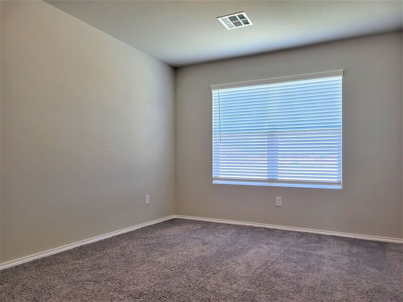 Building Photo - 21242 Winding Brook