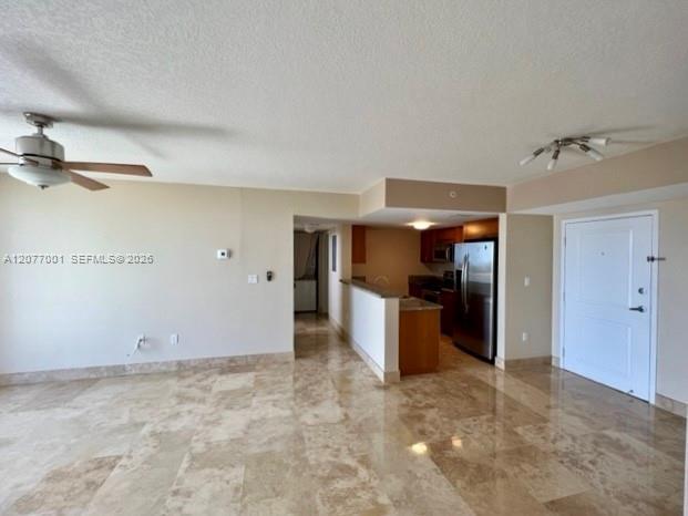 Building Photo - 1555 N Treasure Dr