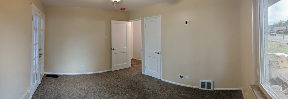 Building Photo - 1201 Krameria St