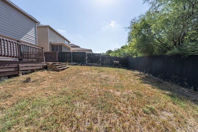 Building Photo - 11326 Fine Design
