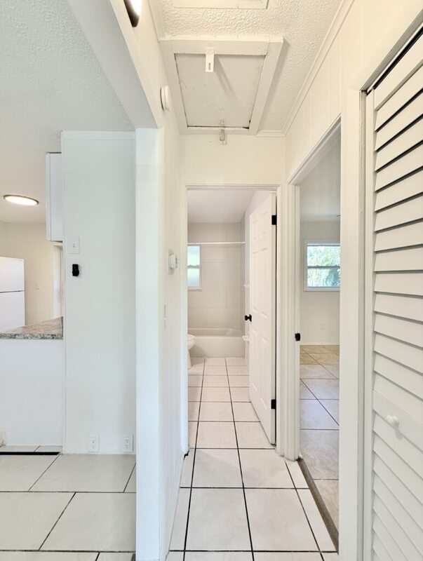 Building Photo - 603 64th Ave W