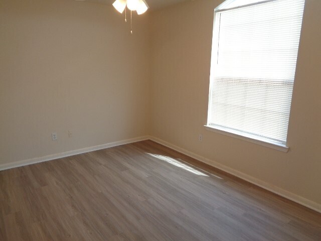 Building Photo - 15815 Brett Creek Ct