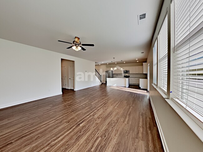 Building Photo - 4318 Spregan Way