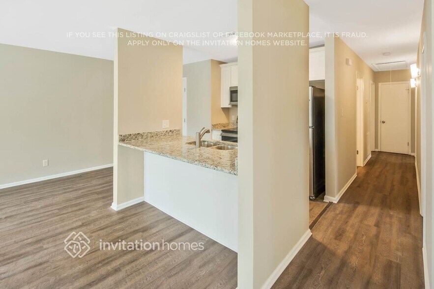 Building Photo - 1717 Baytree Ct