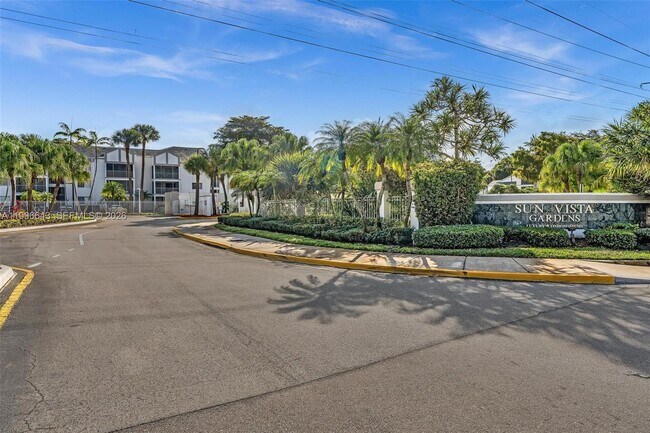 Building Photo - 5740 Rock Island Rd