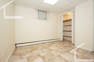 Building Photo - Beautiful newly renovated unit in Allston close to public transportation available NOW!