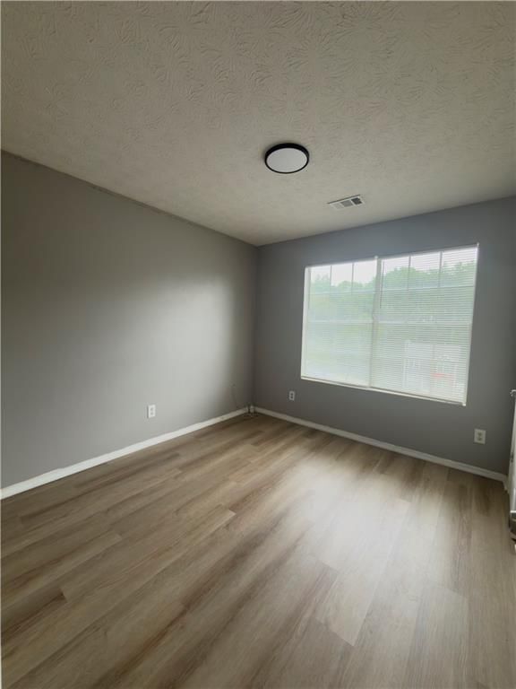 Building Photo - 1579 Picadilly Ct NE