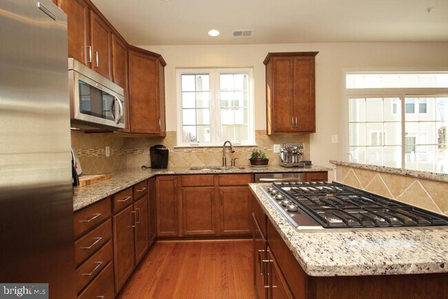 Building Photo - 2144 Little Sorrel Way