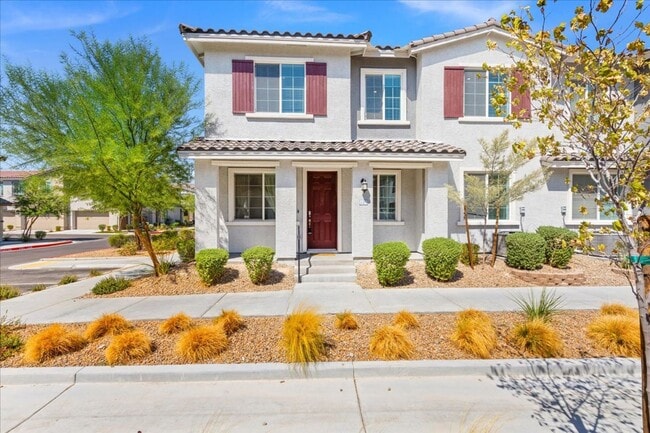Primary Photo - Fabulous Home!