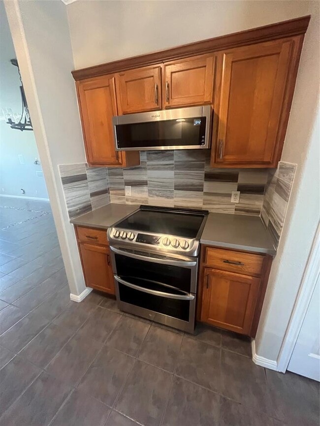 Building Photo - 2203 Yellow Bird Trail