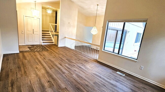 Building Photo - 5231 Bantry Dr