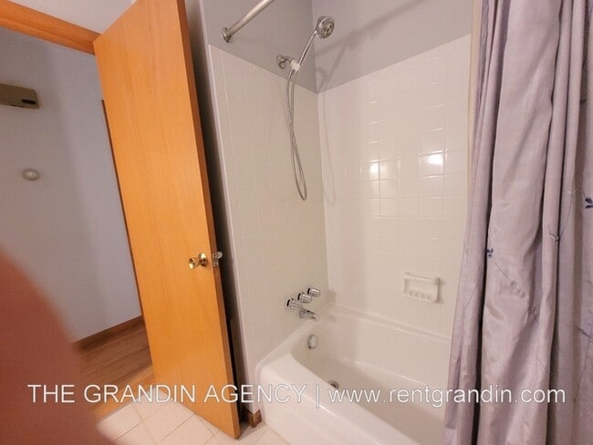 Building Photo - 312 Homeplace Dr