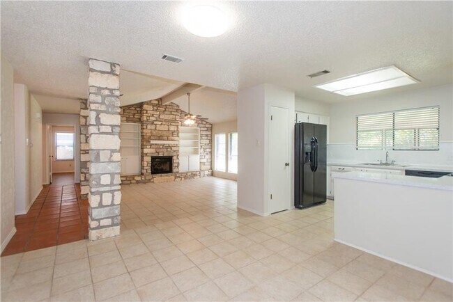Building Photo - 5811 Cannon Mountain Dr