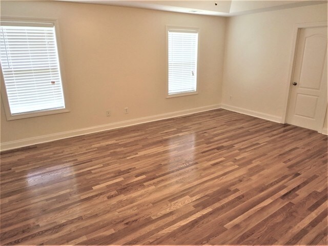 Building Photo - 5592 Lair Ln