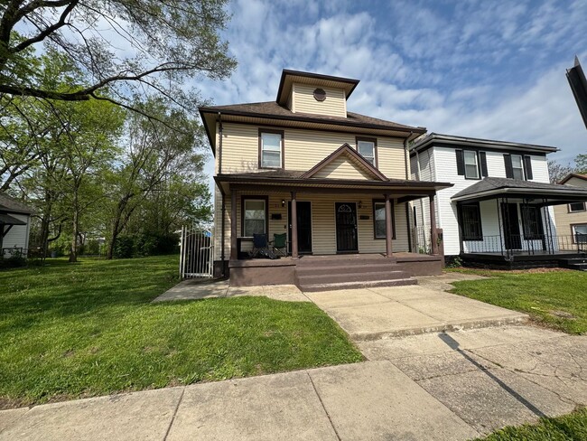 Building Photo - MOS - 29-31 S. Ardmore Ave.