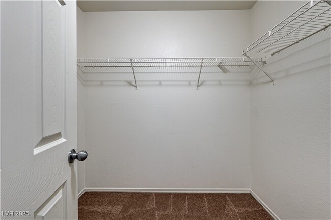 Building Photo - 10425 MIHELA Ave