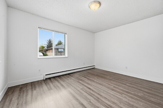 Building Photo - $1,270.95, 2-bed, 1-bath, located in Denver with a washer and dryer.