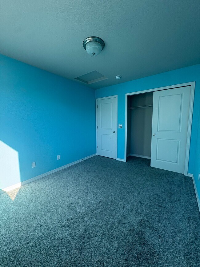 Building Photo - 4159 Samaritan Lp