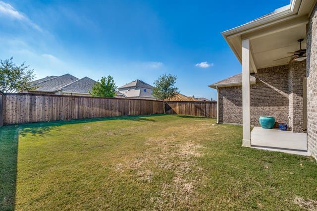 Building Photo - 16708 Central Garden Ln
