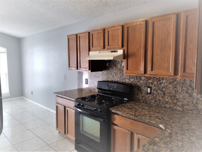 Building Photo - 2358 Blue Sapphire Cir