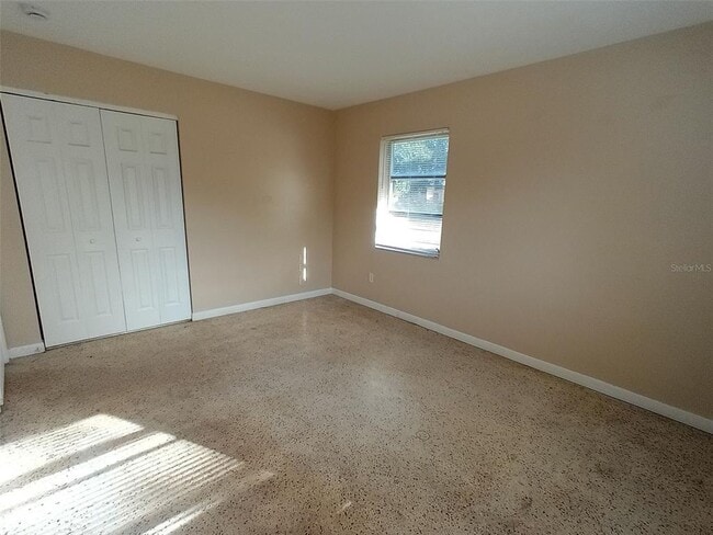 Building Photo - 2283 Howland Blvd