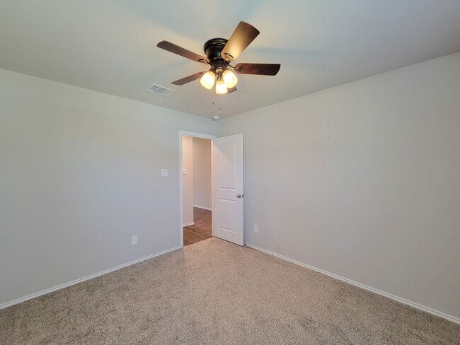 Building Photo - The price is right and the location is even better! Take a look TODAY at this like-new, 3/2, open...