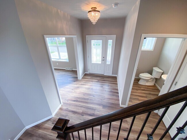 Building Photo - 9626 Sweet Autumn Dr