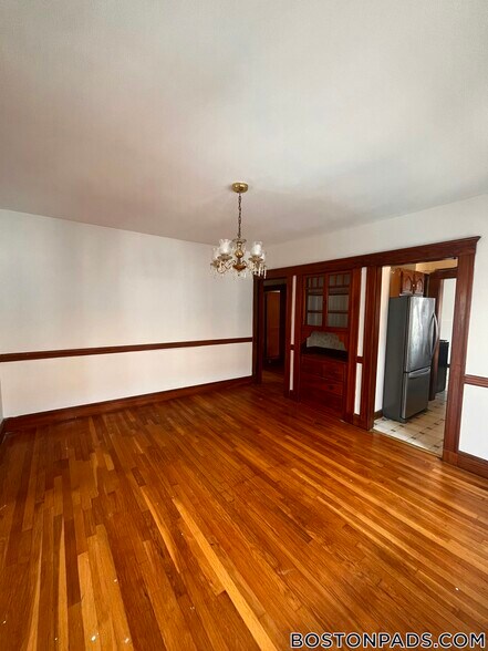 Building Photo - 468-470 Gallivan Boulevard