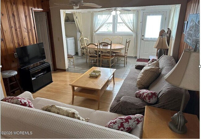 Building Photo - 2200 Oceanfront