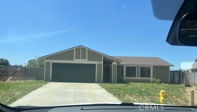Building Photo - 1009 Symeron Ct
