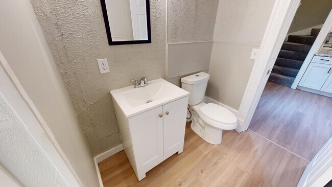 Building Photo - 3218-22 Walton