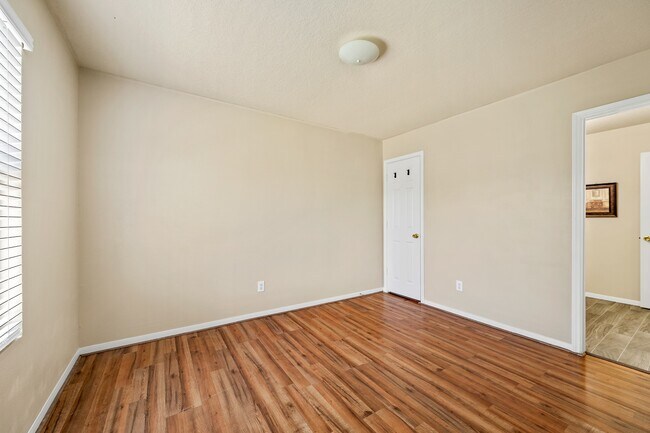 Building Photo - 3234 Clipper Winds Way