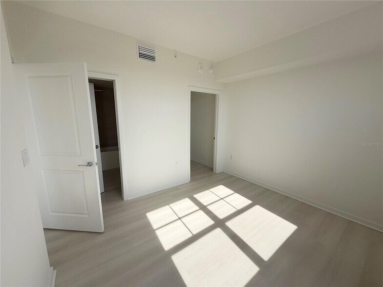 Building Photo - 5587 Millennia Park Dr