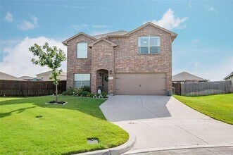 Building Photo - 249 Meadowlands Dr