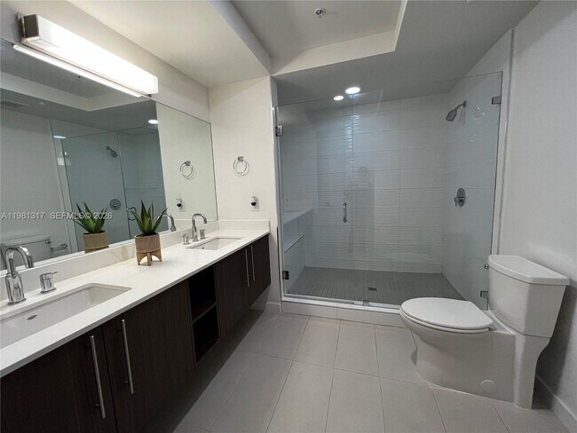 Building Photo - 7825 NW 107th Ave