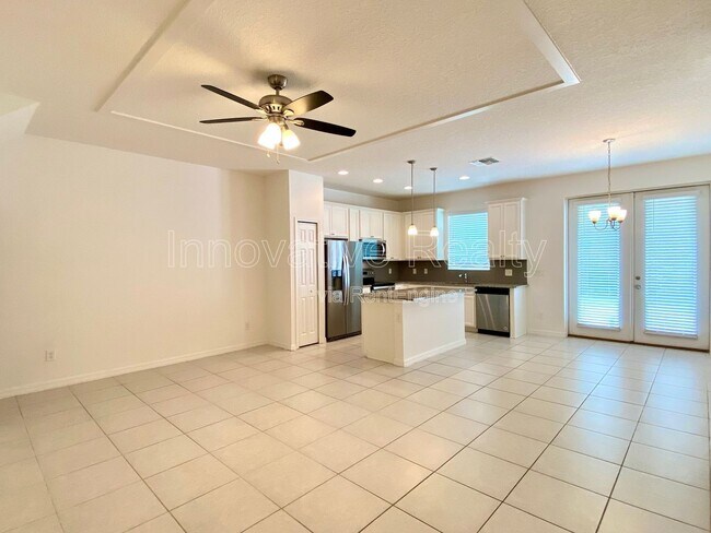 Building Photo - 6898 Tussilago Way