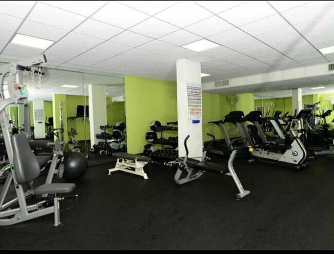 Building Photo - 3450 S Ocean Blvd