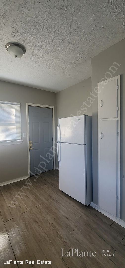 Building Photo - 3 br, 1 bath House - 3588 Stickney Avenue 1