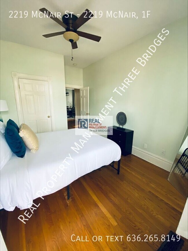 Building Photo - 2219 McNair Ave