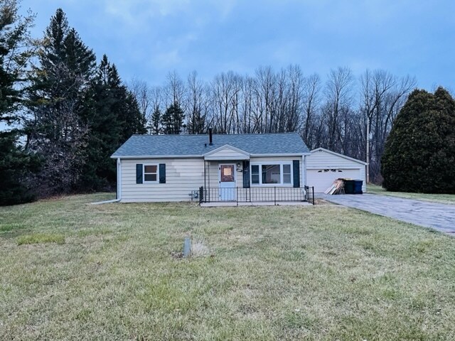 Building Photo - 3638 E Becker Rd