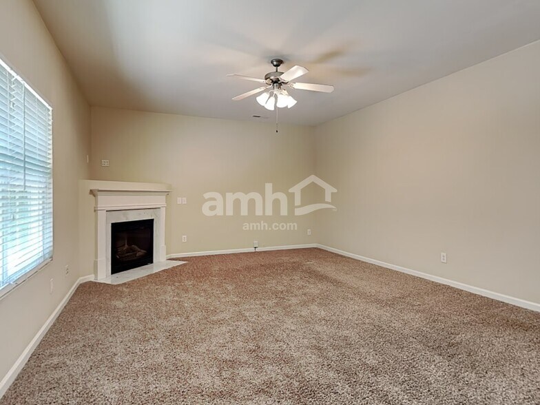 Building Photo - 4635 Craver Woods Ct