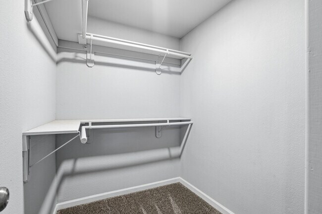 Building Photo - 2933 S Hills Ave