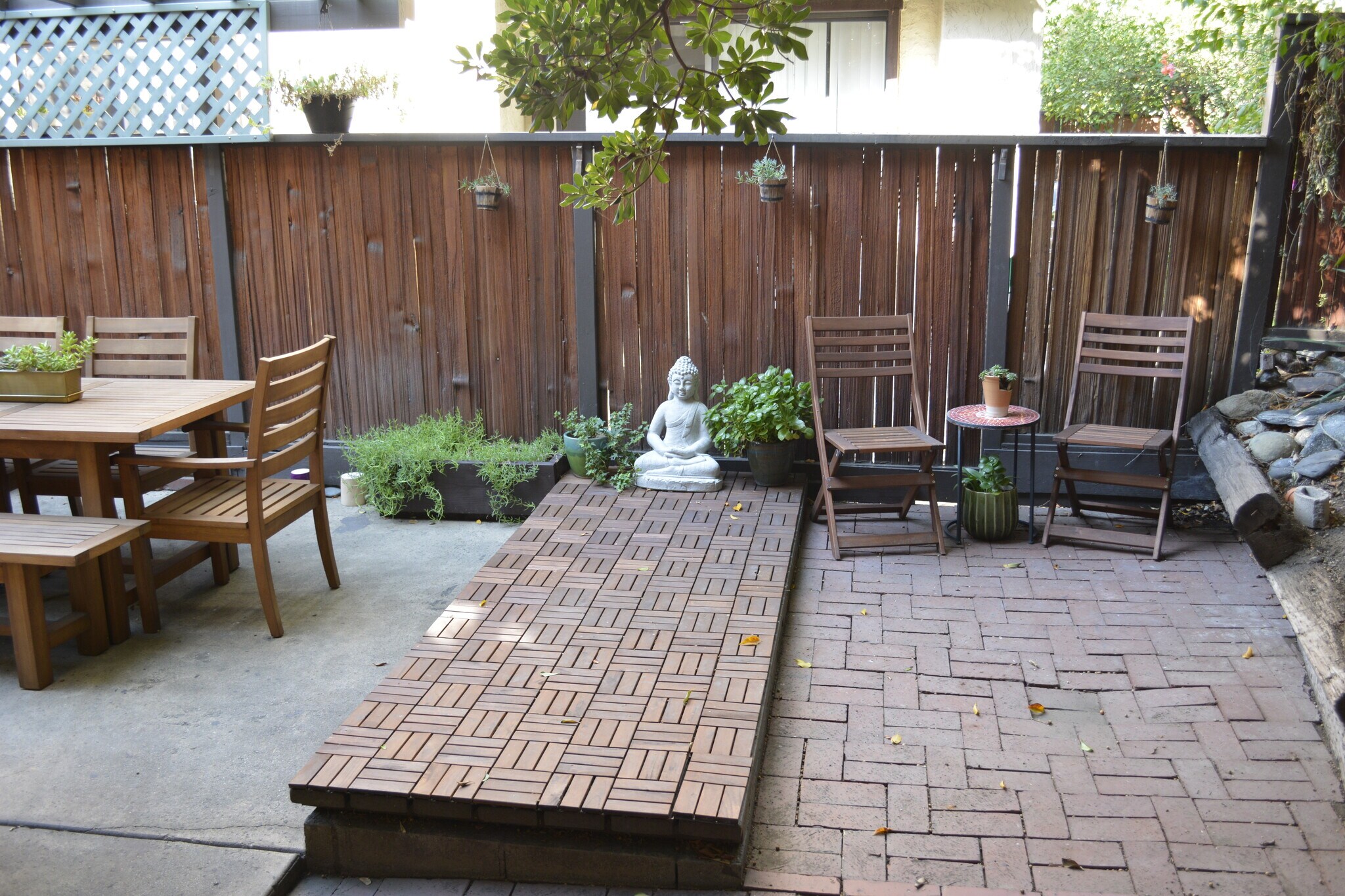 Building Photo - 1244 Valley View Rd