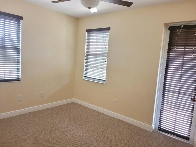 Building Photo - 1145 SW 147th Ter