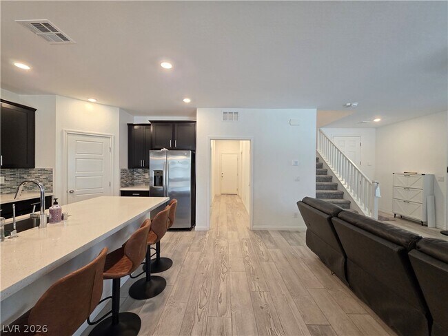 Building Photo - 2990 Overlook Brk St